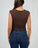 SILENT THEORY Evie Ruched Top - CHOCOLATE