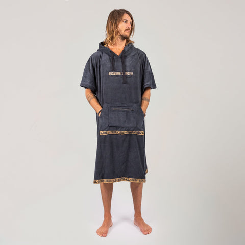 OCEAN & EARTH Ignite Hooded Poncho - DULL BLACK