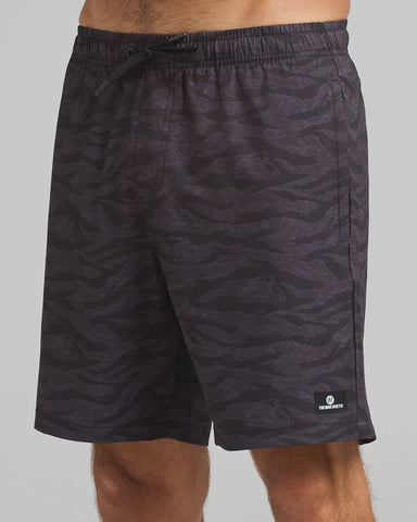 THE MAD HUEYS - Piss Fit | 18" Performance Short- BLACK