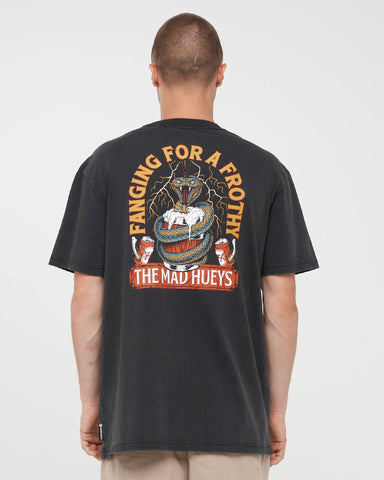 THE MAD HUEYS Fanging Keg Short Sleeve Tee - WASHED BLACK