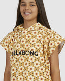 BILLABONG Teens Can't Wait Hoodie Towel - MARIGOLD