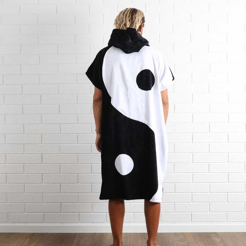 T&C Yin Yang Hooded Towel - BLACK
